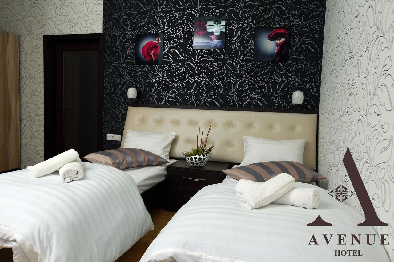 Hotel Avenue บิชเคก ภายนอก รูปภาพ