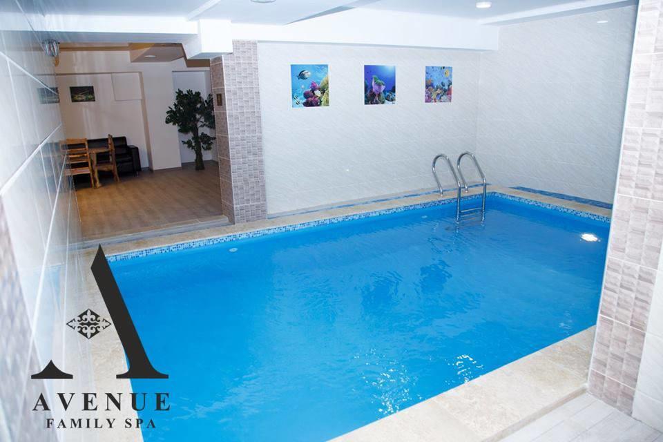 Hotel Avenue บิชเคก ภายนอก รูปภาพ